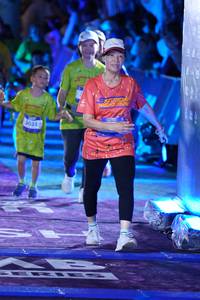 BIB: 035
                            <button type="button" onclick="openModal(26237870)" class="btn btn-primary btn-sm float-right btn-popup" data-toggle="modal" data-target=".modal-high-quality">
                        <i class="fas fa-shopping-cart"></i> Add to Cart
                    </button>
                                            <button type="button" onclick="isThisMe(26237870, true)" class="btn btn-success btn-sm float-right btn-popup btn-isme hidden" data-toggle="tooltip" data-placement="bottom" title="นี่คือรูปของคุณใช่ไหม คลิกที่นี่เพื่อเอาเข้าอัลบั้ม">
                        <i class="fas fa-plus"></i> Add to album
                    </button>
                    <button type="button" onclick="isThisMe(26237870, false)" class="btn btn-warning btn-sm float-right btn-popup btn-isnotme hidden">
                        <i class="fas fa-ban"></i> Remove from album
                    </button>